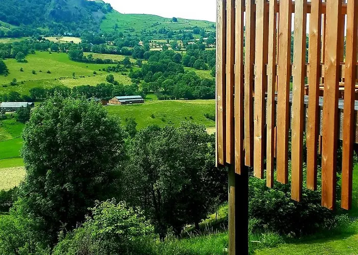 Milvus Du Puy Mary Jaktstuga